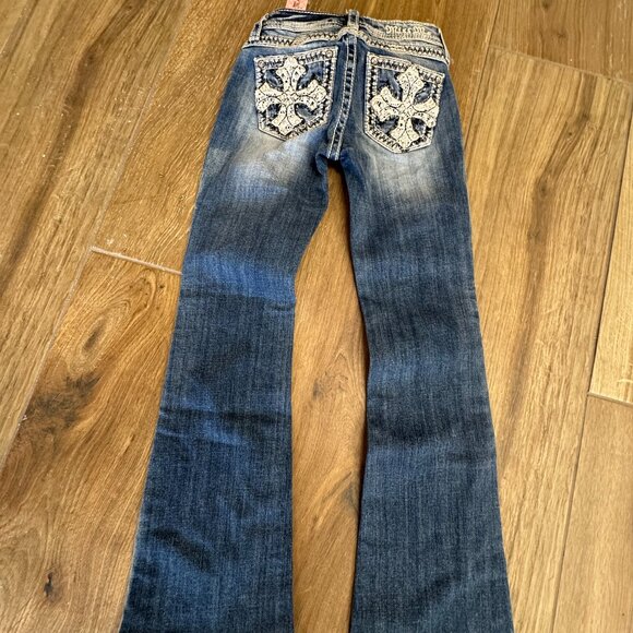 Miss Me Medium Blue Boot Cut Cross and Pear Pocket Jean MISS ME BIN 4 - Picture 2 of 2